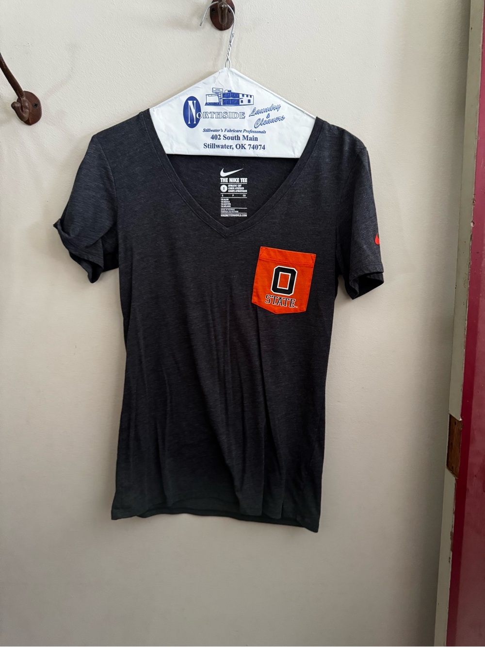 Nike Women's Short Sleeve V-Neck Tee Black with Orange Pocket